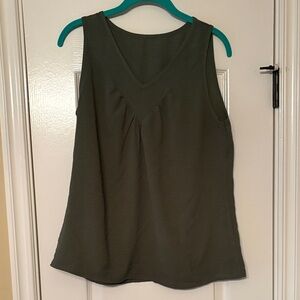 Elegant Olive Sleeveless Women's Tank Top